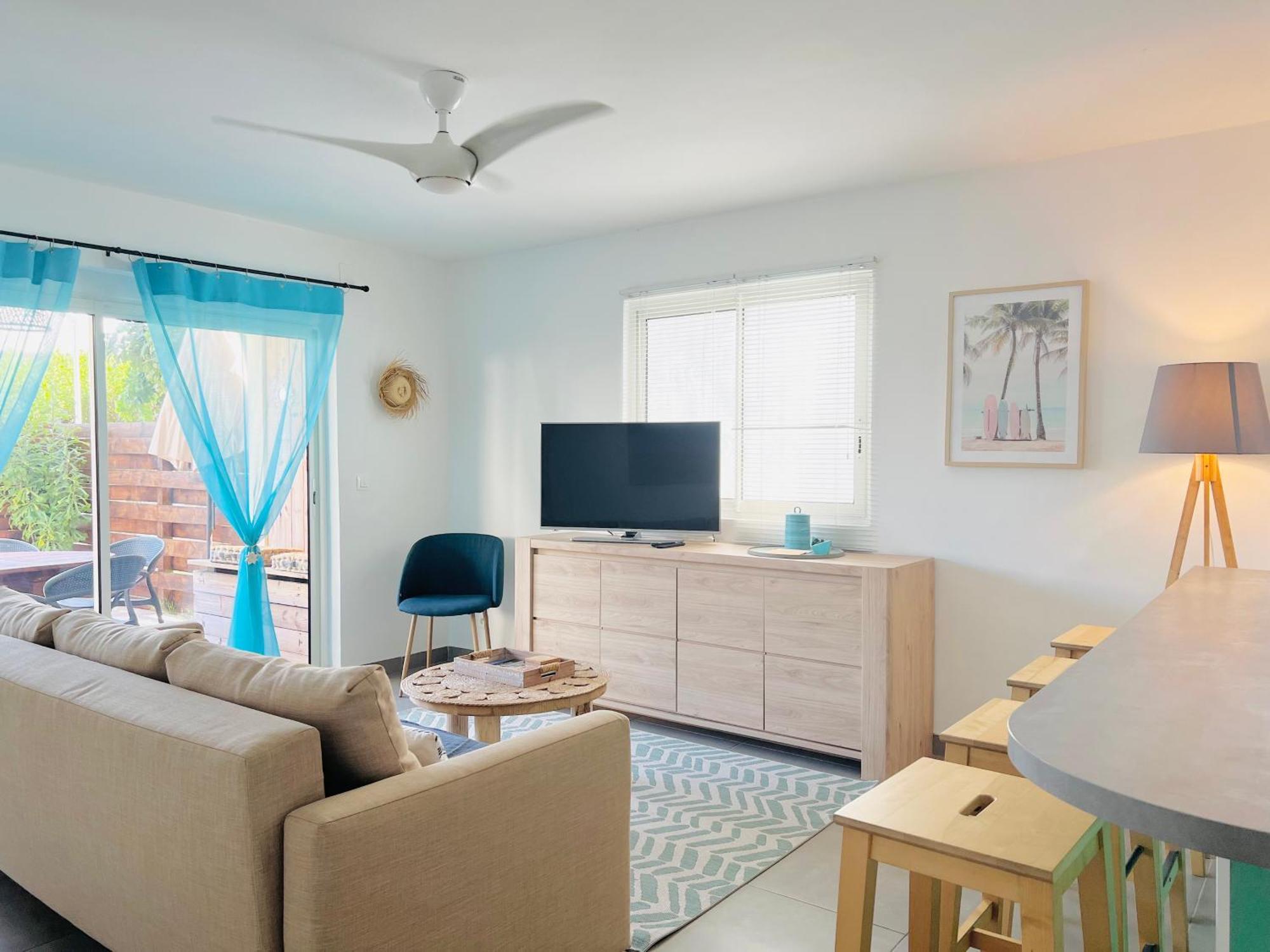 Blue Wave - 2 Bedrooms - Orient Beach! Quarter of Orleans Kültér fotó